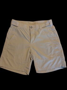 HUK Fishing Shorts for Men - Khaki - Size Medium - Performance Lightweight